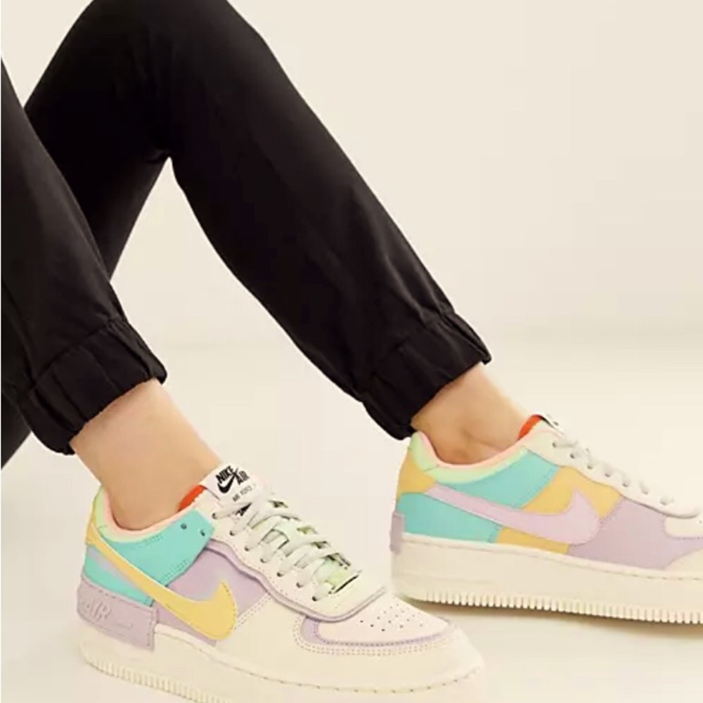 ⭐️SALE⭐️Nike AIr Force One Custom Colour Block in pastel. Gently used Sz7 womens